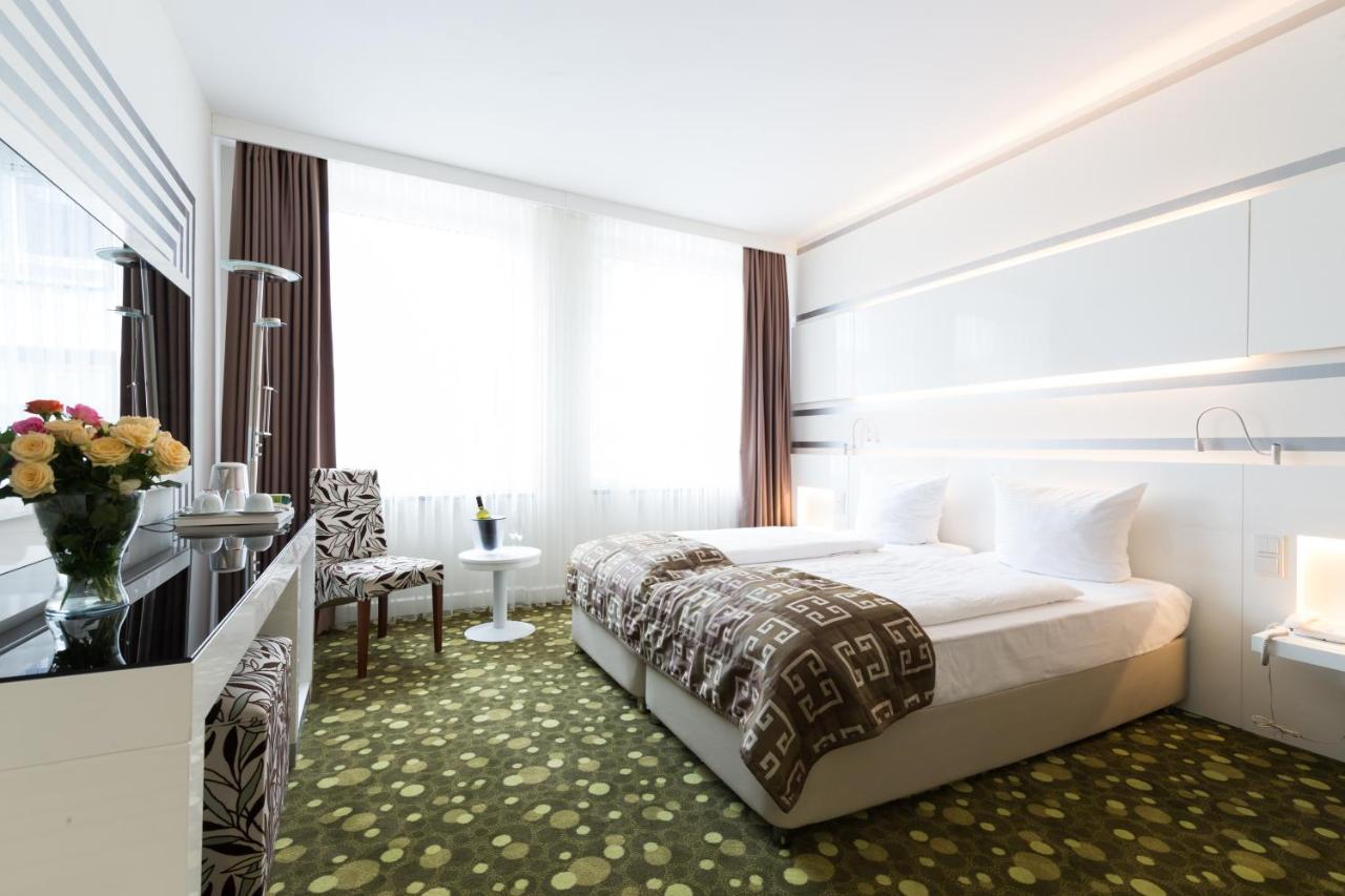 Bayer's 3* Munich