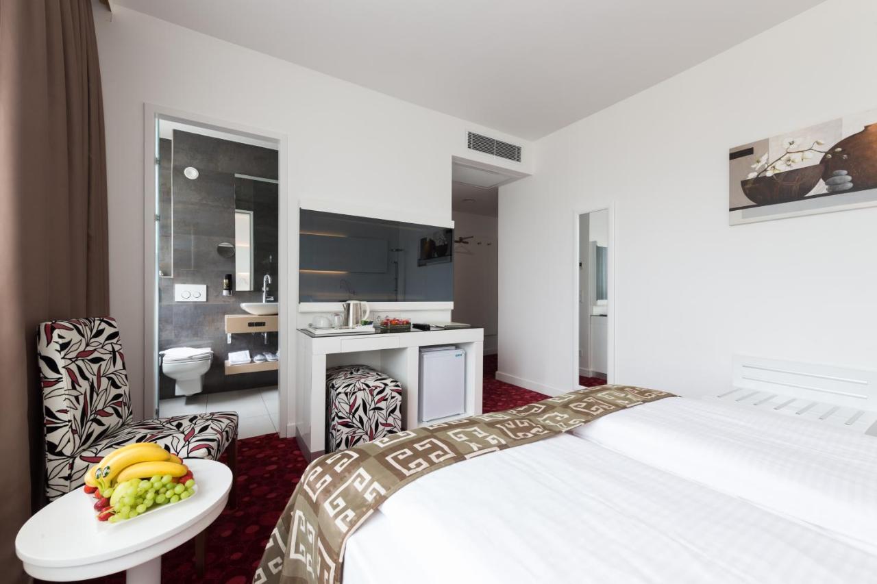 Bayer's Hotel Munich